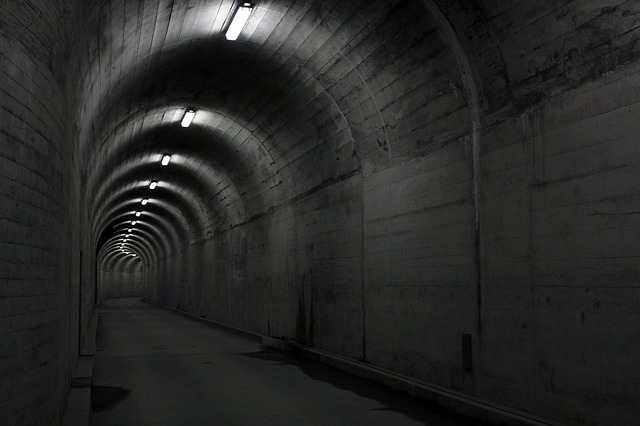 betonový tunel.jpg